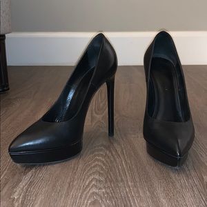 YSL Janis pump